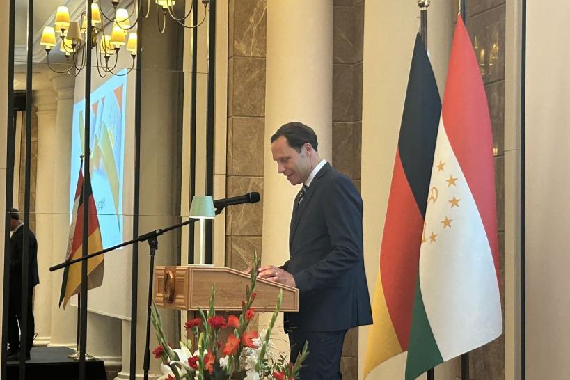 Dr. Niklas Wagner Auswärtiges Amt
