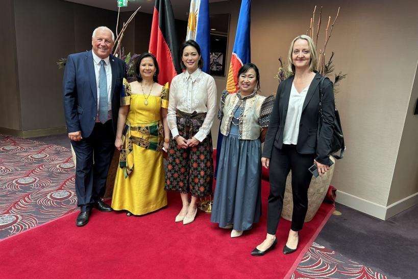 Director General welcomed by H.E. Ambassador Irene Susan Barreiro Natividad